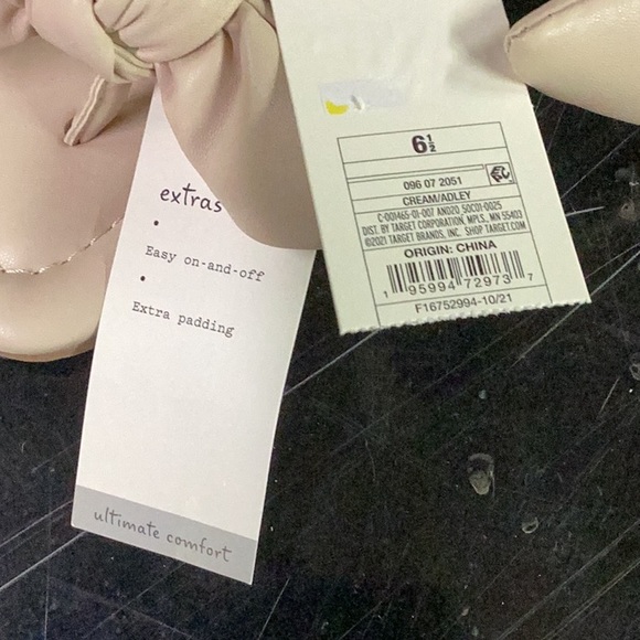 Women's Adley Bow Flip Flop Sandals-a New Day-cream-various sizes-new - Picture 4 of 6